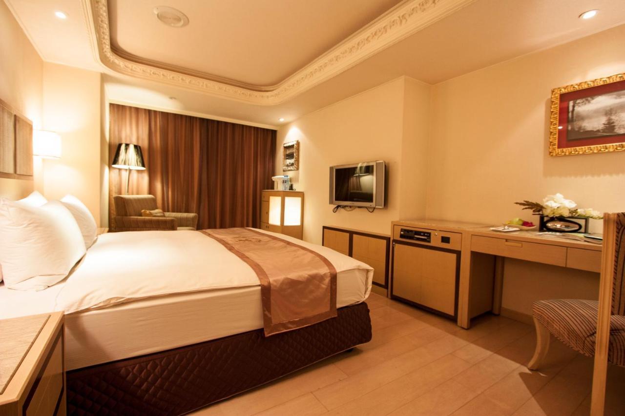 Taipei Charming City Hotel Exterior foto